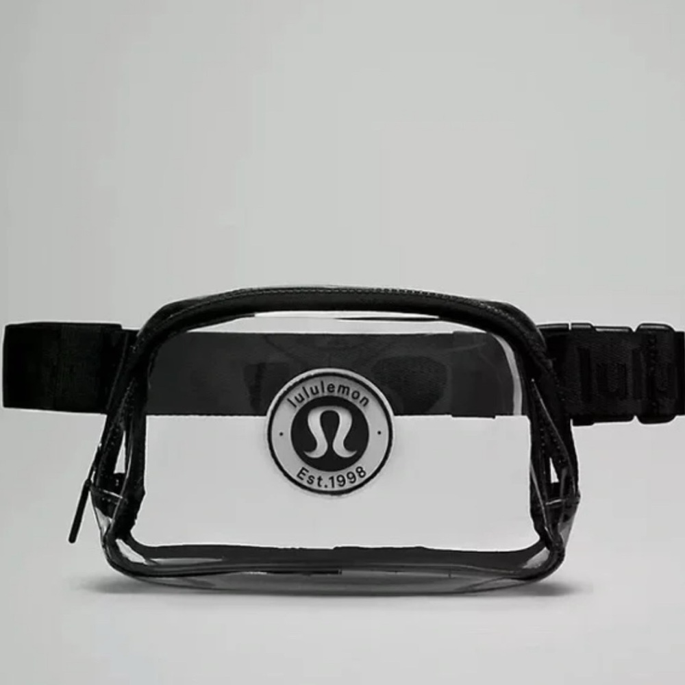 🌸SOLD 🌸lululemon athletica Black Clear belt Bag 1L NWT - Picture 1 of 4